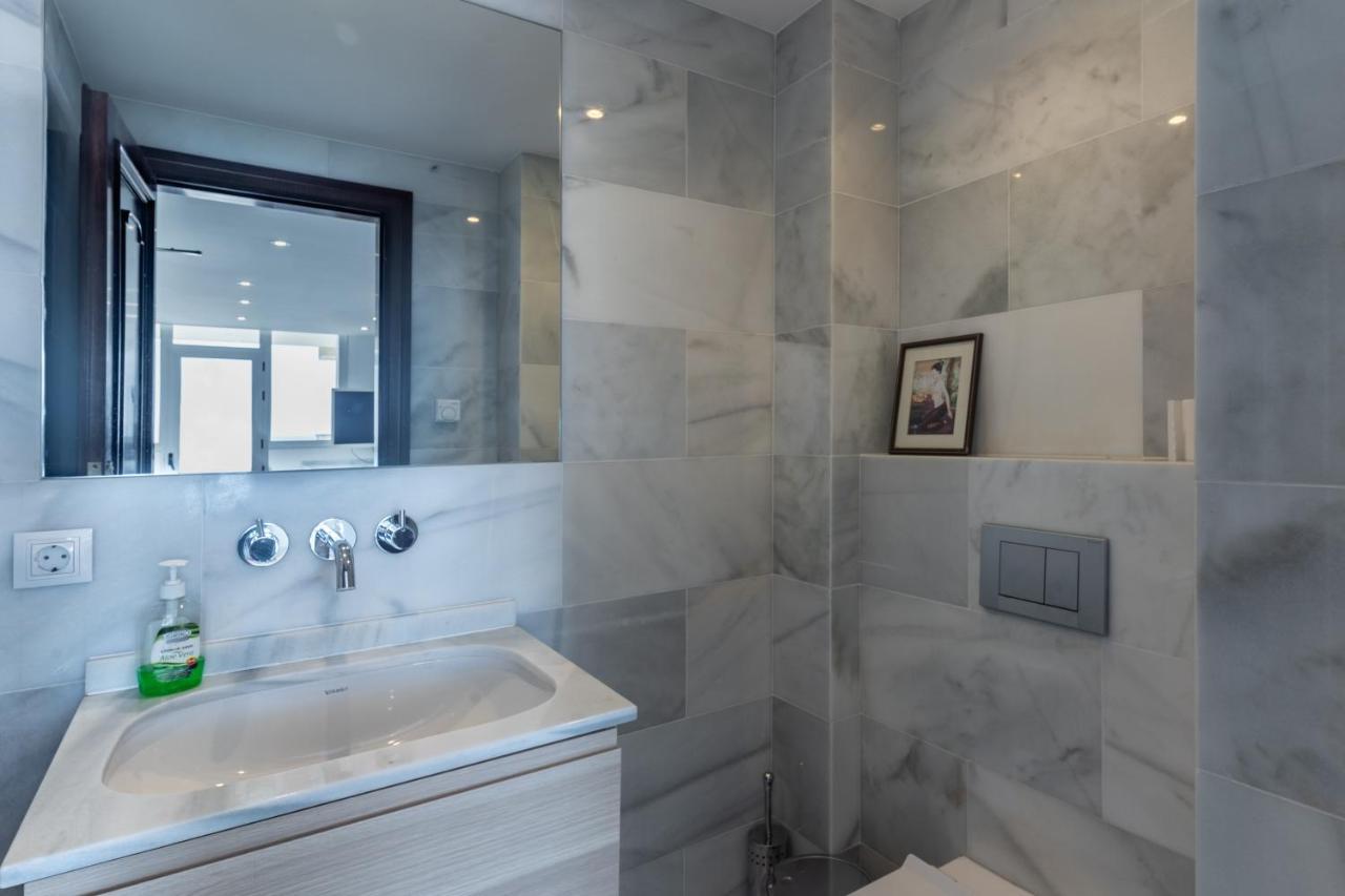 Unique First Line Apartment マルベーリャ エクステリア 写真